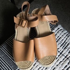 ANTONIO MELANI Tan Leather Espadrille Wedge Sandals with Ankle Buckle